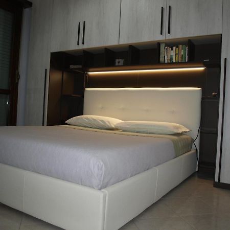 Graziosarisa Roma Apartment Lunghezza Екстериор снимка