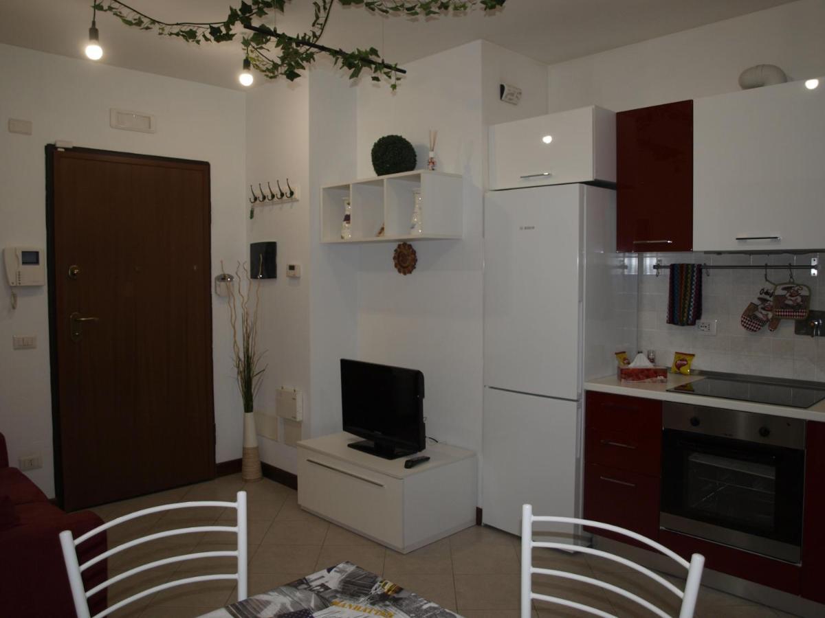 Graziosarisa Roma Apartment Lunghezza Екстериор снимка
