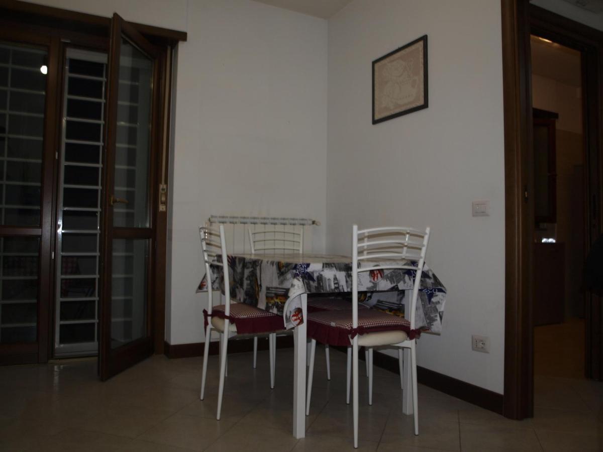 Graziosarisa Roma Apartment Lunghezza Екстериор снимка